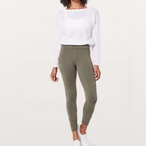 Lululemon in movement right 25” sage size 4